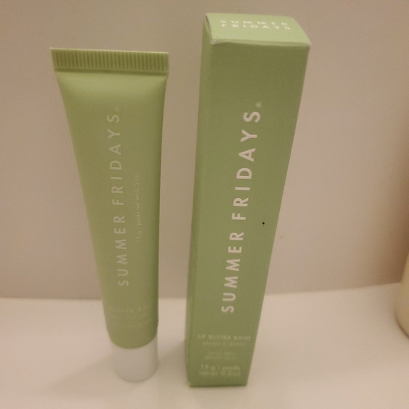 Summer fridays Lip Butter Balm for Hydration & Shine SWEET MINT. PRICE IS FIRM - Picture 6 of 7